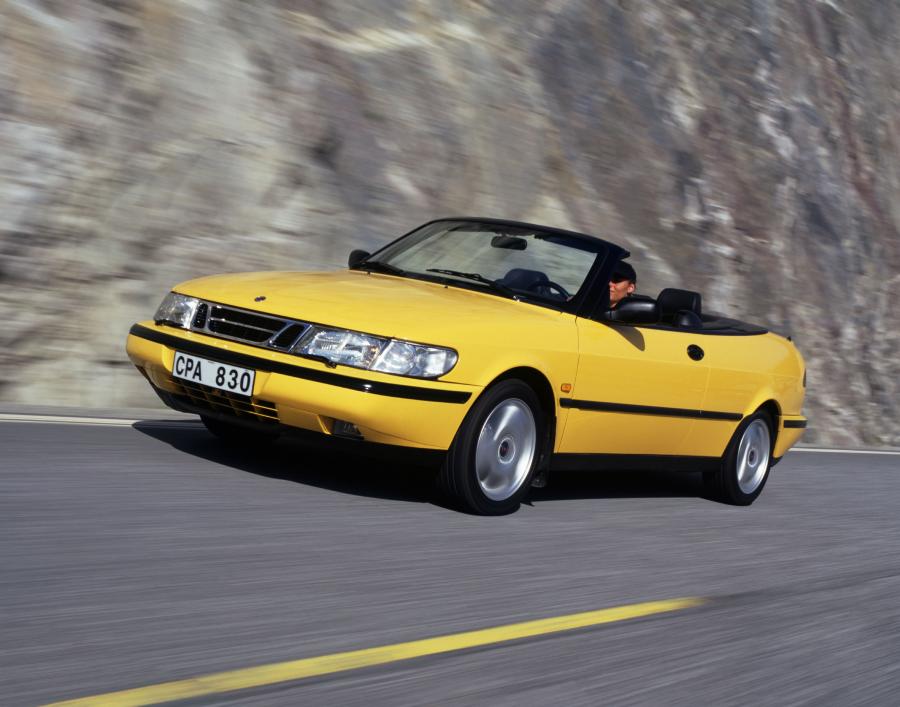  Saab 900 SE Turbo Convertible 1993 года  (фото 21 из 46)
